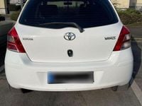 Gebraucht Toyota Yaris Sol 69 PS (50 kW) 2010 Weiß Kleinwagen