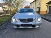 Gebraucht Mercedes E240 Avantgarde 177 PS (130 kW) 2002 Silber Limousine