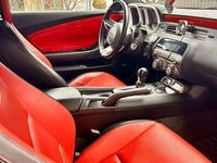 Gebraucht Chevrolet Camaro 305 PS (224 kW) 2010 Weiß Coupé