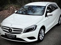 Gebraucht Mercedes A180 109 PS (80 kW) 2012 Weiß Limousine
