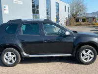 Używany Dacia Duster Prestige 107 KM (78 kW) 2010 Czarny SUV