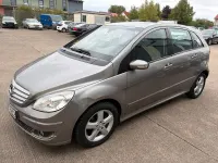 Gebraucht Mercedes B200 193 PS (141 kW) 2005 Grau Van / Kleinbus