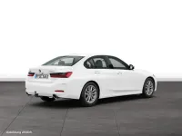 Gebraucht BMW 320 190 PS (139 kW) 2025 Weiß Limousine