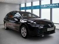 Gebraucht VW Golf VIII Life 150 PS (110 kW) 2025 Schwarz Kombi