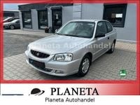 Gebraucht Hyundai Accent 102 PS (75 kW) 2002 Silber Limousine