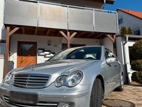 Gebraucht Mercedes C180 143 PS (105 kW) 2005 Silber Limousine