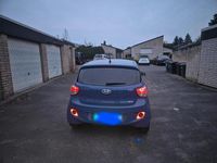 Gebraucht Hyundai i10 GO! 87 PS (63 kW) 2014 Blau Kleinwagen