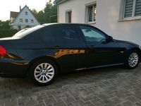 gebraucht BMW 318 i Automatik/Leder/SHZ/Navi/Glasdach