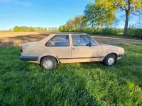 Używany VW Jetta 54 KM (39 kW) 1987 Beżowy Sedan/Limuzyna