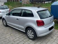 Second-hand VW Polo Trendline 60 CP (44 kW) 2014 Argintiu Hatchback