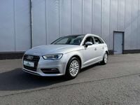 Gebraucht Audi A3 Ambiente 122 PS (89 kW) 2014 Eissilber metallic Kleinwagen