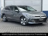 Gebraucht VW Passat Elegance 150 PS (110 kW) 2025 Grau Kombi