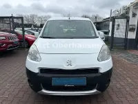 Gebraucht Peugeot TePee 92 PS (67 kW) 2014 Weiß Van / Kleinbus