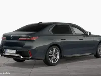 Gebraucht BMW 740 M Sport 299 PS (219 kW) 2025 Grau Limousine