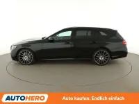 Gebraucht Mercedes E400 AMG line 330 PS (242 kW) 2023 Schwarz/baltic black Kombi
