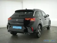 Second-hand VW T-Roc R-line 150 CP (110 kW) 2024 Negru SUV