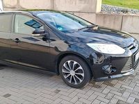 Gebraucht Ford Focus Titanium 125 PS (91 kW) 2012 Schwarz Kombi