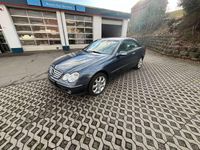 Gebraucht Mercedes CLK320 218 PS (160 kW) 2003 Lolithblaumetallic Coupé
