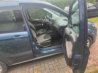 Second-hand Ford Transit 101 CP (74 kW) 2020 Albastru Break