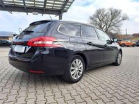Gebraucht Peugeot 308 Allure 131 PS (96 kW) 2021 Perla nera black Kombi