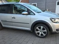 Gebraucht VW Touran Cross 140 PS (102 kW) 2011 Silber Van / Kleinbus