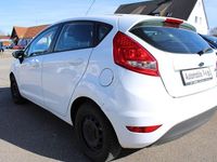 Gebraucht Ford Fiesta Trend 82 PS (60 kW) 2012 Weiß Kleinwagen