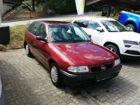 Gebraucht Opel Astra 60 PS (44 kW) 1995 Rot Limousine