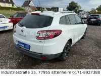 Gebraucht Renault Mégane Bose Edition 110 PS (80 kW) 2014 Weiß Limousine