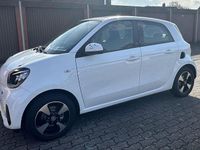 Gebraucht Smart ForFour Electric Drive 60 kW (82 PS) 2020 Weiß Kleinwagen