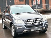 Gebraucht Mercedes ML350 231 PS (169 kW) 2011 Grau SUV
