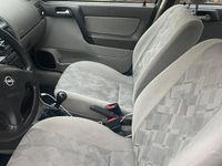 Gebraucht Opel Astra 101 PS (74 kW) 1999 Silber Limousine