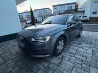 Gebraucht Audi A3 180 PS (132 kW) 2015 Grau Limousine