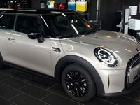Gebraucht Mini Cooper Classic 136 PS (100 kW) 2021 Grau Kleinwagen