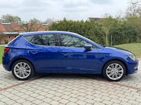 Używany Seat Leon XCELLENCE 180 KM (132 kW) 2018 Niebieski Hatchback