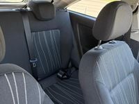 Second-hand Opel Corsa 80 CP (58 kW) 2007 Negru Hatchback