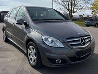 Gebraucht Mercedes B160 95 PS (69 kW) 2010 Mountaingrau  met. Kleinwagen