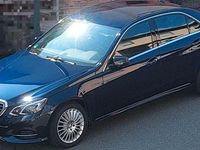 Gebraucht Mercedes E250 204 PS (150 kW) 2015 Blau Limousine