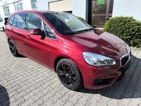 Gebraucht BMW 220 Gran Tourer Advantage 190 PS (139 kW) 2017 Rot Van / Kleinbus