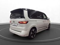 Gebraucht VW Multivan Edition 150 PS (110 kW) 2024 Weiß Van / Kleinbus