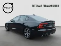 Gebraucht Volvo S60 R-Design 250 PS (183 kW) 2019 Schwarz Limousine