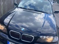 Gebraucht BMW 320 150 PS (110 kW) 1999 Schwarz Kombi
