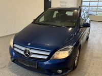 Gebraucht Mercedes B180 Urban 109 PS (80 kW) 2012 Blau Van / Kleinbus