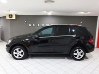 Gebraucht Mercedes ML350 231 PS (169 kW) 2010 Schwarz SUV