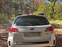 Gebraucht Subaru Outback 175 PS (128 kW) 2013 Weiß Kombi
