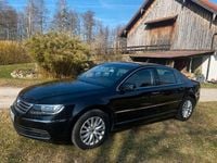 Second-hand VW Phaeton 245 CP (180 kW) 2014 Negru Berlinǎ
