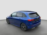 Gebraucht Mercedes 200 AMG 150 PS (110 kW) 2024 Metalliclack spektralblau (metallic) Limousine