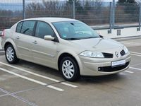 Gebraucht Renault Mégane II Dynamique 111 PS (81 kW) 2006 Gold Limousine
