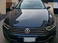 Gebraucht VW Passat 150 PS (110 kW) 2018 Grau Kombi
