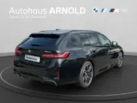 Gebraucht BMW 520 M Sport 197 PS (144 kW) 2026 Saphirschwarz Kombi