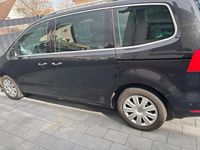 Second-hand VW Sharan 140 CP (102 kW) 2014 Negru Monovolum